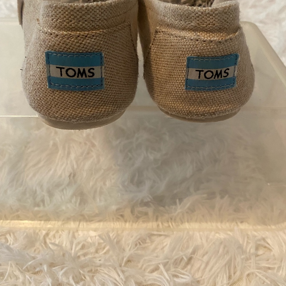 Toms cream size 9 - Picture 2 of 4